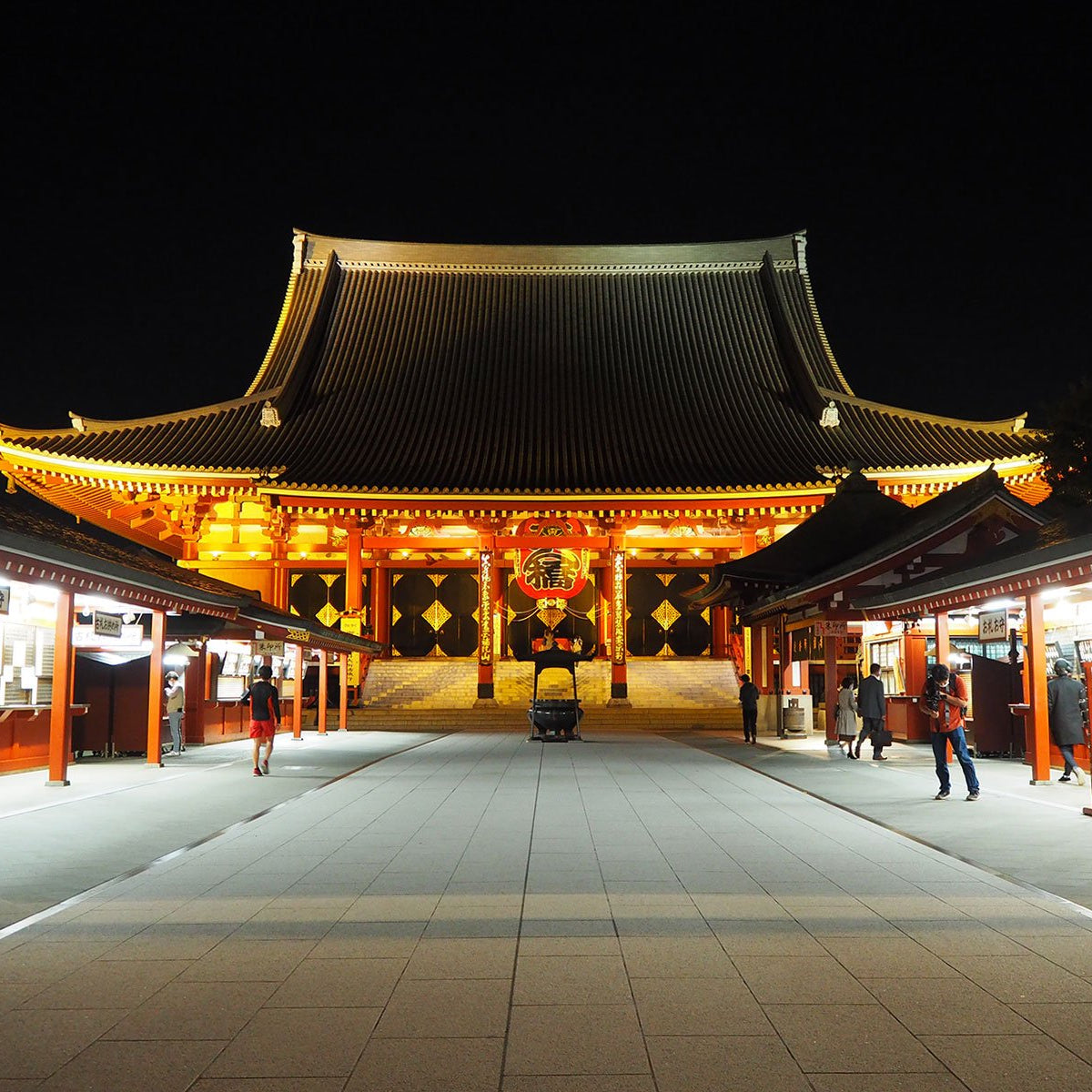 Tokyo : Asakusa & Sensoji Temple Walking Tour with a Local