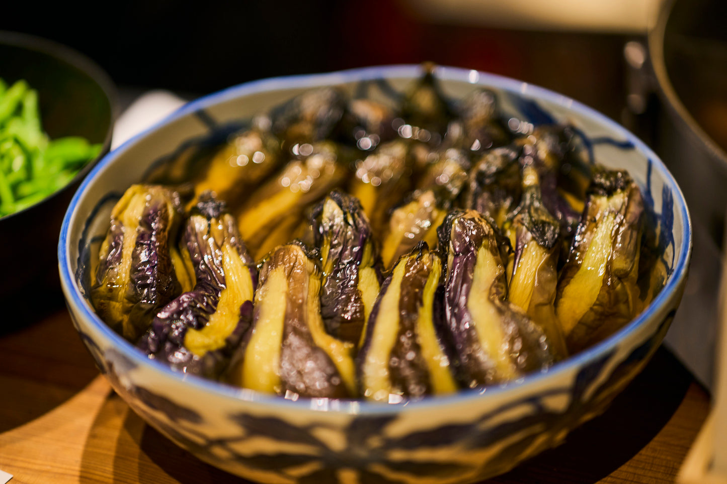 Osaka: Guided Food Tour with 12 Dishes & 3 Drinks