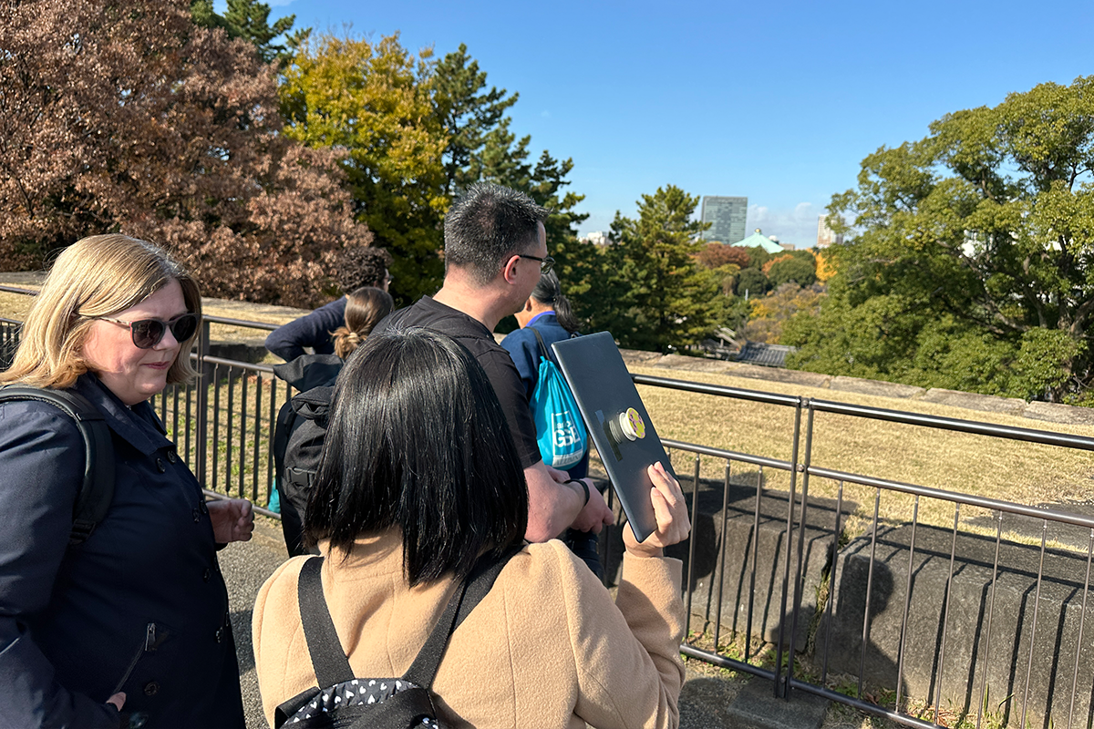 Tokyo Castle & Imperial Palace , Historical Walking Tour